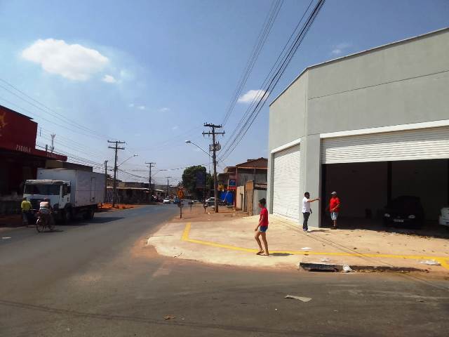 Galpão Para Alugar Vila Mutirao em Goiania, GO