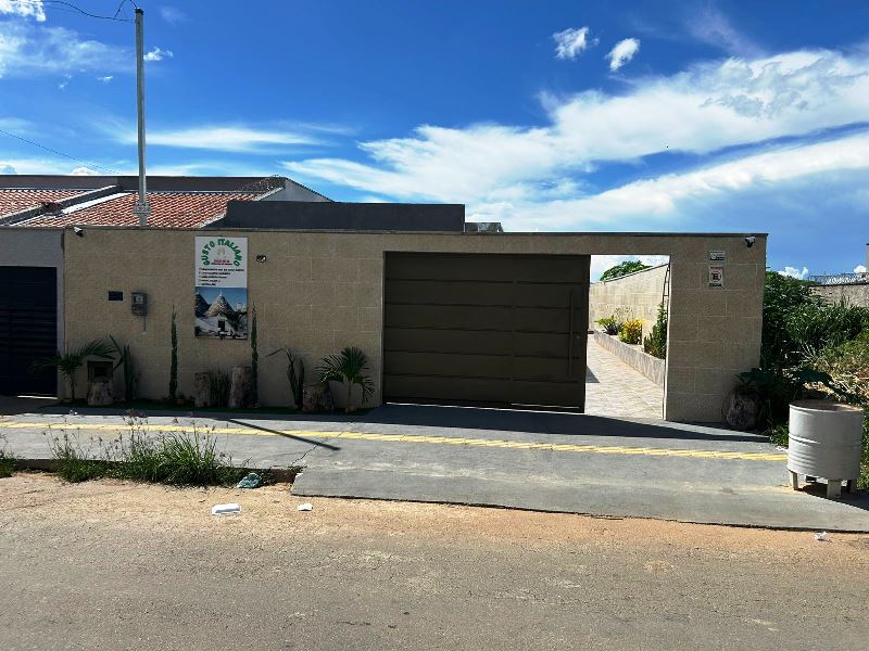 Casa Espaço Festa para Aluguel em Res. Flor do Ipe, Senador Canedo (RNSALU - 0002), Goiás